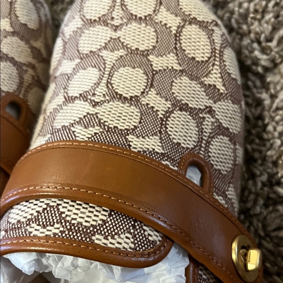 COACH Women’s Blake Turnbuckle Clog Flats - Picture 7 of 8